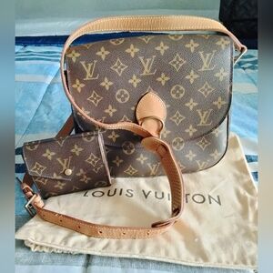 💯 Authentic LV St.Cloud GM Crossbody bag, Dust bag & Wallet Included